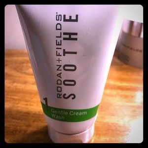 Soothe Gentle Cream Wash